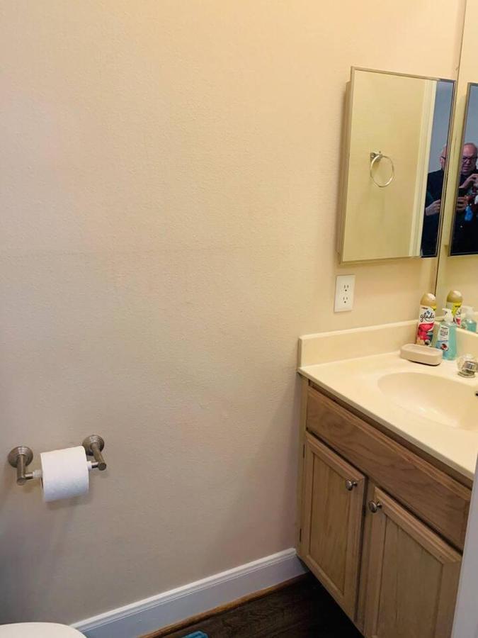 2 Bedroom Easy Access To Med Center, Nrg, Downtown Houston Exterior photo